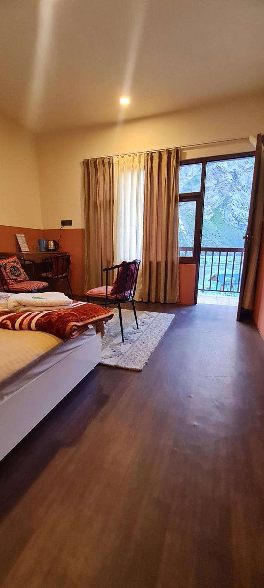 Hotel Anand Yul Jispa Exterior foto